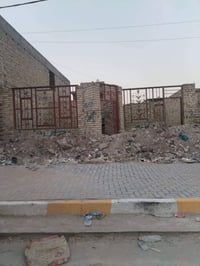 (بسبب وعود كاذبه اعاده نشر)  سلام عليكم بيت هيكل للبيع حي سفير مساحه 1...