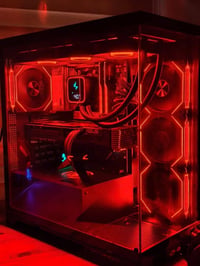 RTX 5070Ti • رايزن 7 9800X • 32GB DDR5 6000