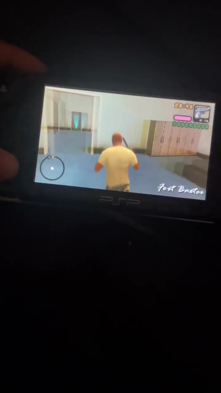 Psp 1000 fat فول نظافة وجديد مابيه اي عطل رام 16g وشاحنته الاصلية وبطارية جديدة يجي وياه كيبل نقل معلومات اذا تريد تنزل العاب شوكت متريد عليه واذا تريد اني انزلك مو مشكلة  يجي وياه جنطة الاصلية وشاحنته مال سوني الاصلية وبطارية جديدة و منفذ الاقراص  
شغال ومنزل بيه العاب وثيمات مختلفة والسعر 65 الف عراقي بغداد حي القاهرة للتواصل *********** واتساب
