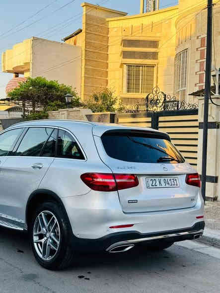 السلام عليكم 
للبيع Glc موديل 2017 خليجي وكاله BCM
بانوراما 
بصمه
بصمه تشغيل 
داخل بيجي 
بردات ابواب
٤ كامرات 
دبل ماوس 
شاشه جبيره 
لايت عدسه 
اوتو بارك 
حساس امامي خلفي
بدي AMG بلادي
ستيرن AMG
رادار امامي خلفي 
نقاط عمياء 
ماشيه 102  الف كم
بيها هوايه مواصفات معروفه بالمرسيدس 
بدون نقص كير محرك كهربائيات بلاديات 
بدون صبغ بدون تبديل بدون ايرباك 
مكانها:المنصور الاميرات 
للاتصال:*********** 
السعر: 26.300  $ وبيها مجال
