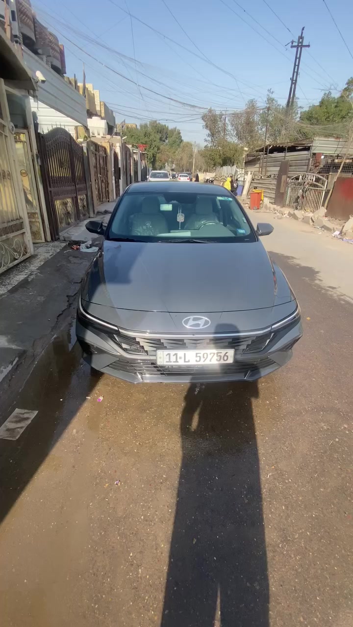 السلام عليكم الانترة للبيع مديل 2024 وارد امريكي ضررهة بامريكا بس جاملغ خلفي ومصلح كامل شبه كلين نص فول حساس امامي خلفي وجانبي جنطة كهربائية وتشغيل عن بعد السيارة كفالة عامة ماشية 14 الف  سعرة 175 ورقة فقط مكاني بغداد للاستفسار ***********
