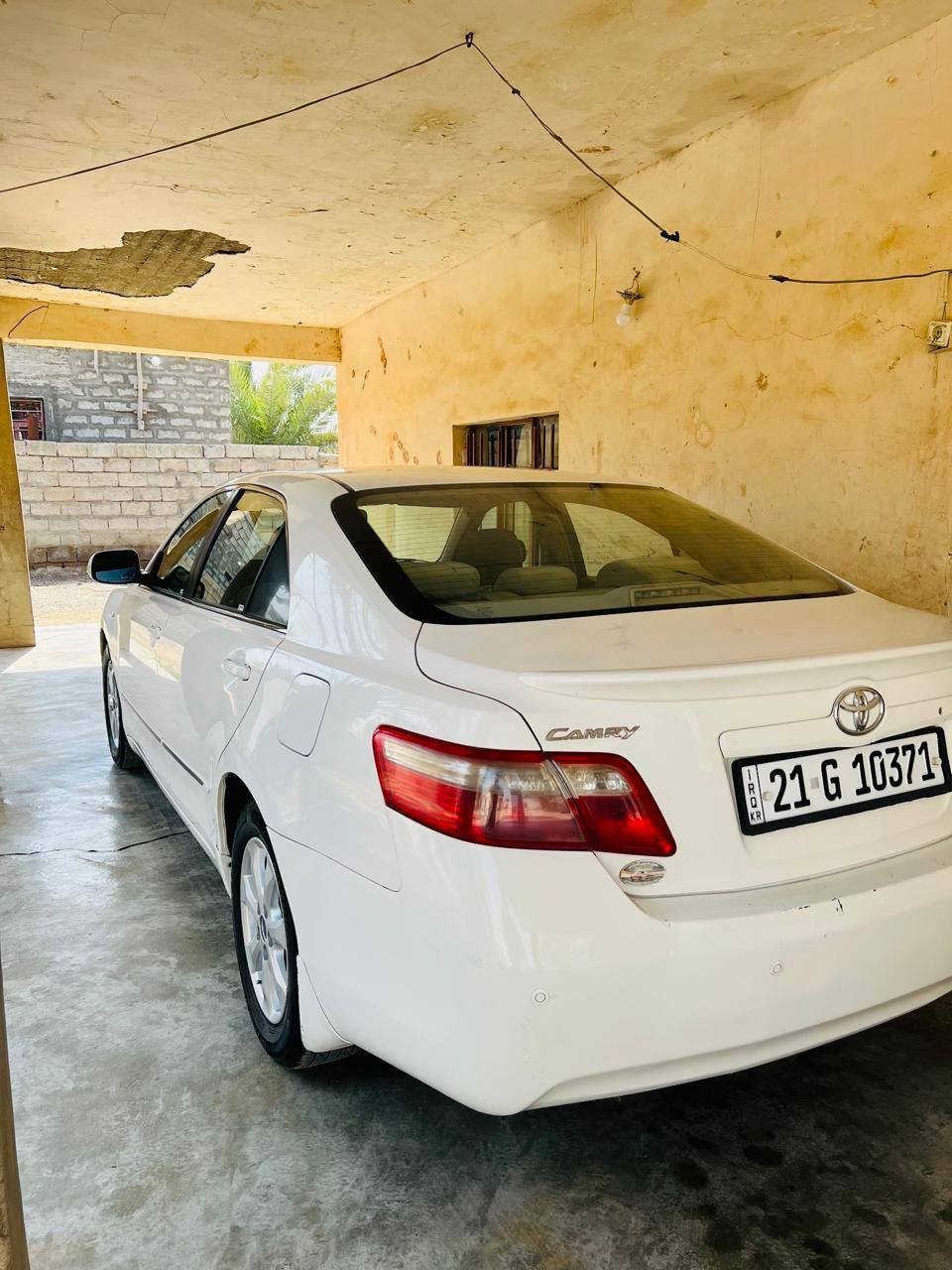 السلام عليكم 
سيارة كامري موديل 2009 GLX خليجي فول مواصفات تنته برده خلفيه تبريد قطعتين  السياره كلين لابارد ولاصبغ  صدر جديد تايرات جديد السيارة بعدها 
وضع شركة  رقم سليمانية دولي 
للاتصال / ***********
