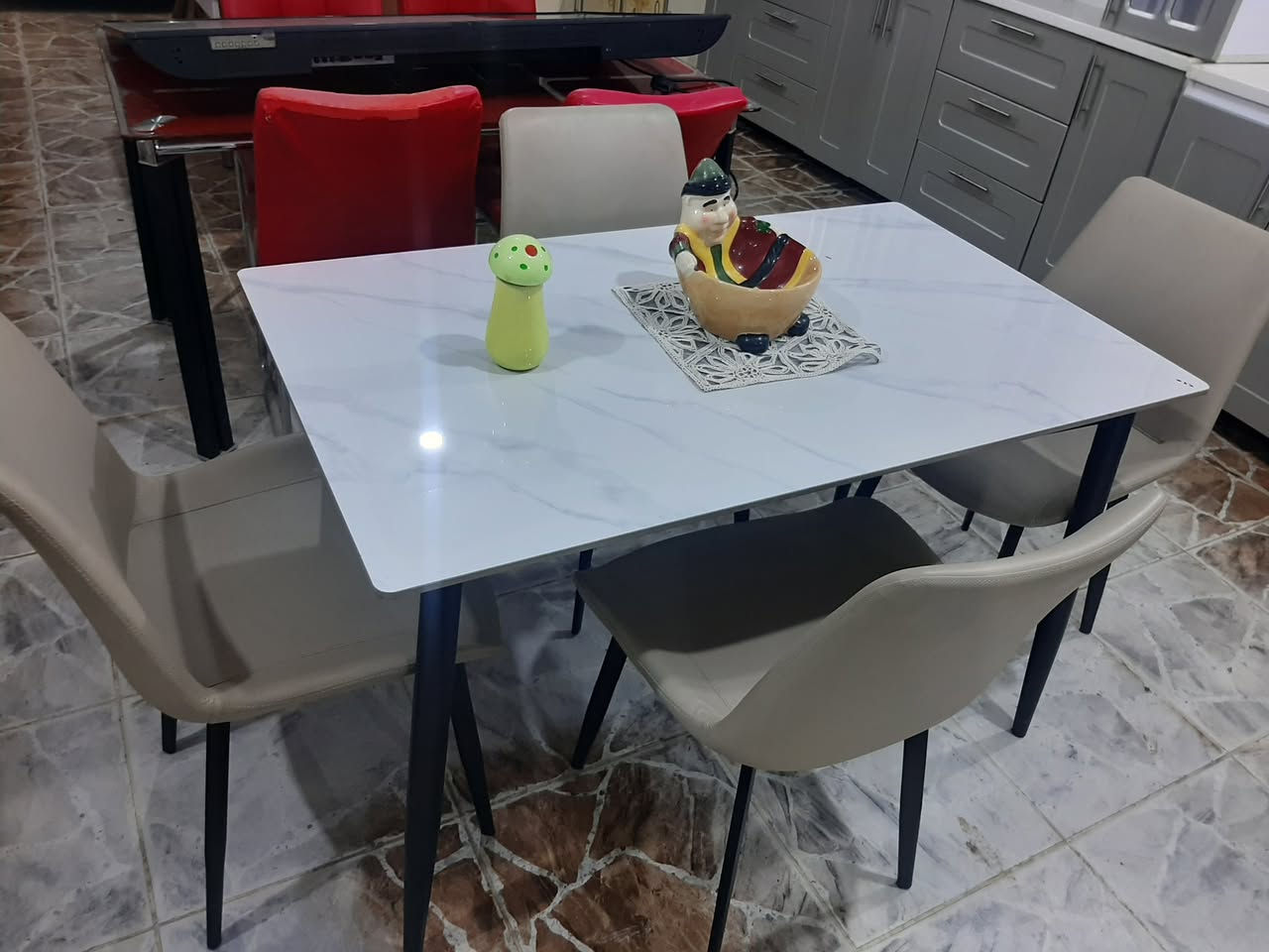 اثاث مستعمل نضيف للبيع المكان بغداد ١٧سويب تواصل خاص او ***********وتساب
