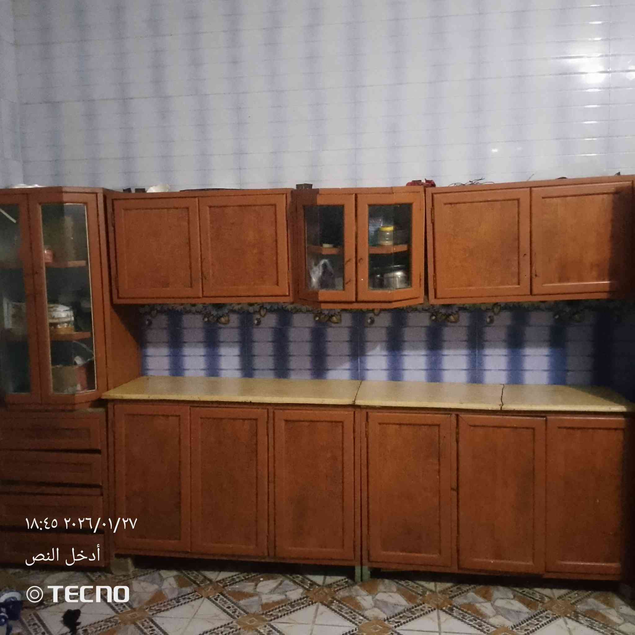 السلام عليكم
كاونتر مستعمل للبيع
6امتار 
للستفسار***********
