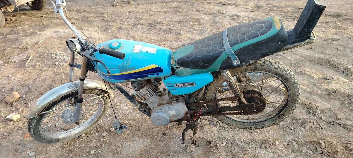 سلام عليكم ورحمة الله وبركاته  دراجه كومه حديد شغاله دراجه بس كابريته وتشتغل قيم وخذ تفاصيل خاص 📞👇***********
