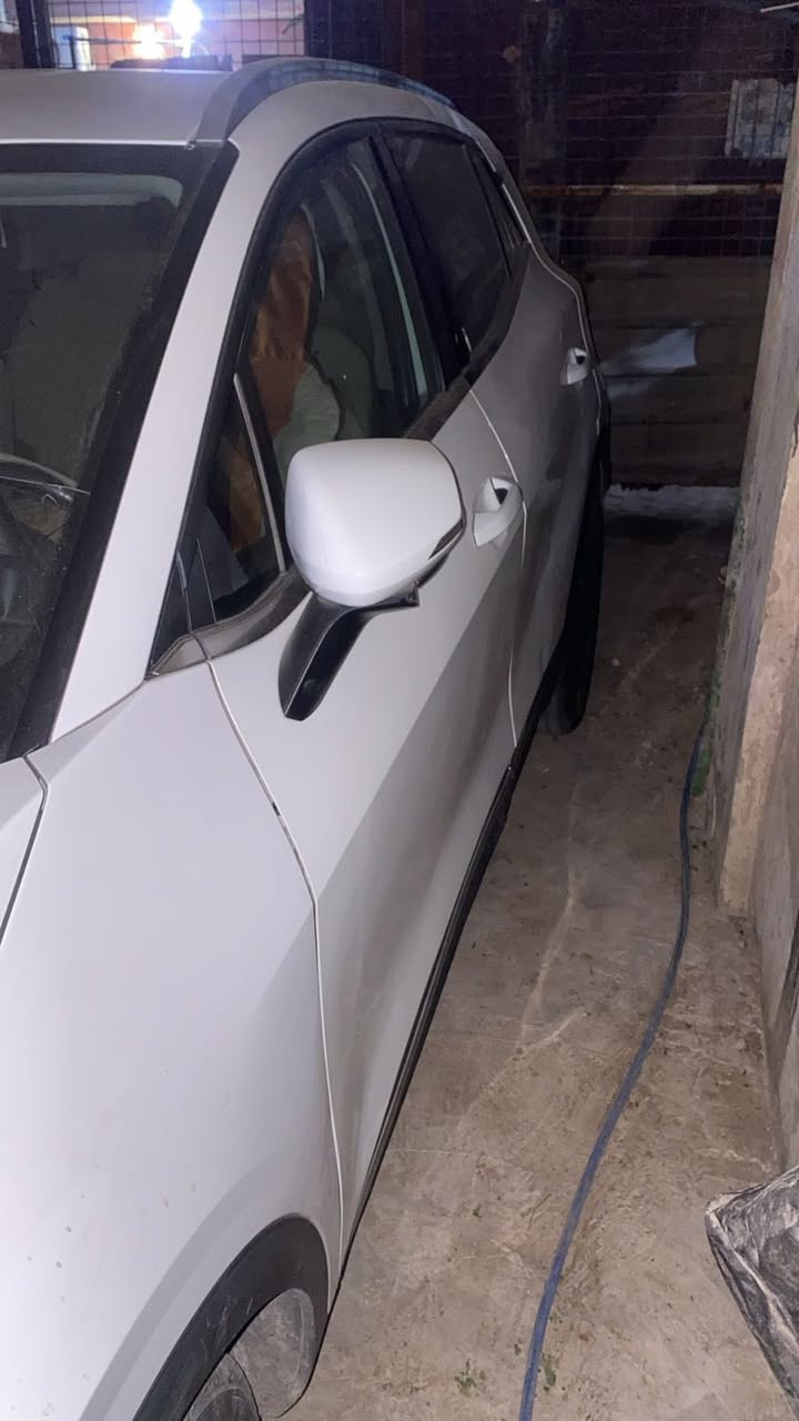 السلام عليكم
سبورتج  ابيض موديل 2023  خليجية
بيه ٣ قطع صبغ  

مرقم بغداد أنكليزي تحويل ثاني يوم

 محرك ٢٠٠٠ دوش يعني انسه الدوانز

بصمة ابواب وتشغيل وجنطة
بصمات عدد (٢)
فور ويل

تشغيل عن بعد

كراسي كهرباء

تدفئة كشنات تبريد كشنات

ستيرن تدفئة وجلد خياط

شفتات ستيرن+فول تحكم ستيرن

اشاير بالمري

 لايت اوتو

 اطفاء ذاتي

تبريد قطعتين 

 نزول منحدرات

مانع تزحلق

(٣)  أنظمة قيادة 

بلوجكترات

اوتو هولد

شاشة كبيره متصلة وشاشة تبريد متغيرة

عدادات ديجيتال

شحن موبايل امامي وبالكشنات الخلفيه

بل كار بلي واندرويد وكافة الخدمات

شحن وايرليس

انارة داخليه لمس

 لايت زينون لد امامي

بك لايت لد

ويل كب حجم 19 

توقف ذاتي

هاند بريك دگمة

 وبعد بيها هواي مواصفات

السعر١٦٧ وبيها مجال بسيط

العنوان بغداد 

رقم الهاتف ***********للتواصل فقط واتساب ممتواجد فيس
