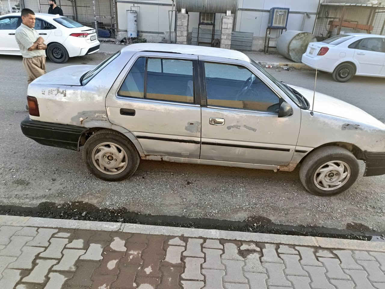 للبيع هونداي اكسنت موديل 1997 كير محرك بشرط سيارة جاهزة روح بيها وين ماتريد  السعر 12 بيها مجال مكان طوز  ***********
