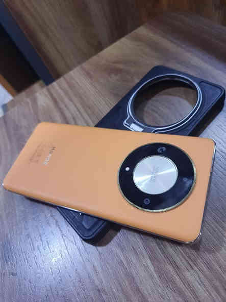 هونر x9d للبيع او المراوس جهاز نضيف شخط مابي نضافه 100% ذاكره 256 عشوائي 16  معالج سناب دراكون6 جين1 جهاز يخبل من كل النواحي السعر 275 المكان نجف الرقم (***********) واتساب موجود
