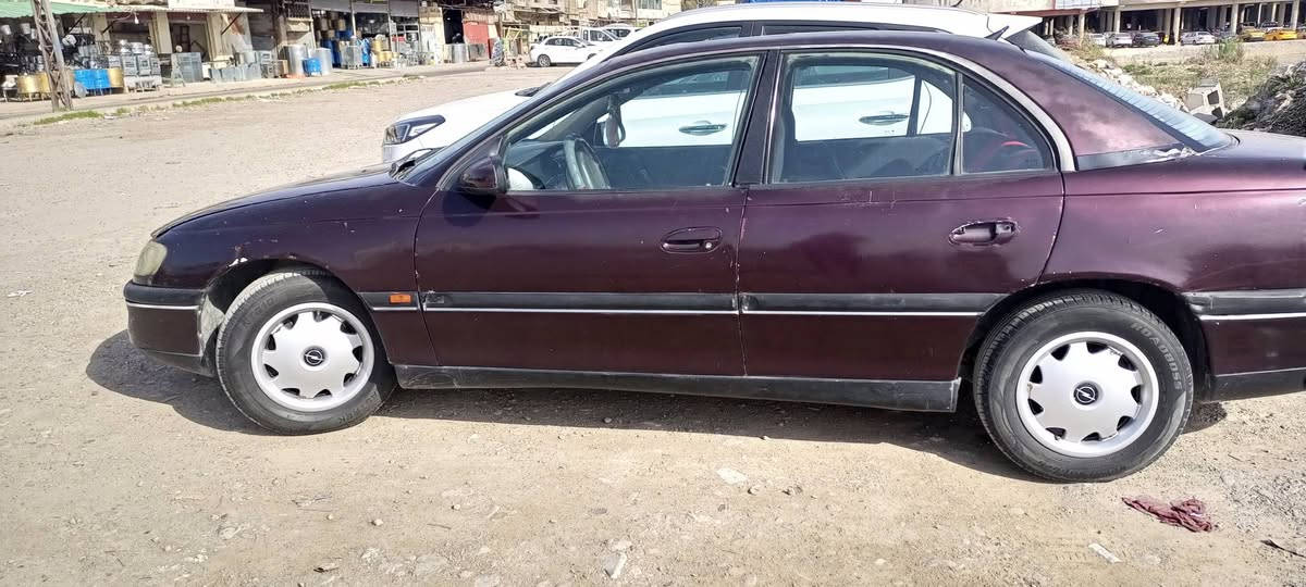 للبيع اوبل اوميكا موديل 94 سنويه عاج منتهي 2021 بي دفتر بابزين كير محرك شرط كهربائي  كلها شغاله سياره مابي نقص اربع تايرات باتري جديد محرك 20  بدون ضرب شرط تحويل سعره 33 بي مجال


**إذا كنت صاحب هذا الإعلان وتريد حذفه لأي سبب، رجاءا أرسل رسالة إلى الدعم الفني**