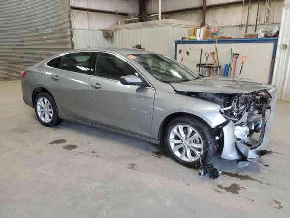 السلام عليكم ورحمه الله وبركاته من رخصت الإدمان المحترام
السيارة جديد ادمة مسمترة عليه بدون اي نقص
It 

ماليبو  ٢٠٢٣
ب
السيارة بشرط 

السيارة عل بلد 

ماشيه ٤٠ ميل حقيقي فقط
***********

السيارة جديد  

 رقم بغداد الجديد
حادث السيارة. موضح بل الصورة.
البنيد مابي شي يعني. السيارة كفالة.
طك بيه ايربك بردة واستيرن السيارة
اي قطعة مابيه تبديل فقط الدعامية
تبديل
السعر ١٣٦ وبيه مجال للشري
السيارة ربع متصرف عليه.،،، 

🔴بصمه ابواب + جنطه
🔴 تشغيل عن بعد 
🔴 نقاط عمياء 
🛑محرك 1500 توربو ✈️
🔴قياده ذاتيه
🔴سايد بريك بصمه
🔴مانع انزلاق
🛑لدات اماميه نهاري 
🛑 اوتو بريك /توقف ذاتي عند الاقتراب 🚳
🛑كشنات تدفئه + كهرباء ⚡️ 
🛑تبريد مناخين منفصل SYNC
🛑تبريد قطعتين امامي خلفي 
🛑شاشه كبيره تدعم 📲Android Auto/car play
🛑خرائط Gps📌
🛑كامره خلفيه 📷
🛑كروز مثبت سرعه
🛑شاشة ضبط واعطال بل دشبول
🛑منافذ USP/ 12V /Tip C
🛑مانع انزلاق ⛔️
🛑حساس اطارات
كشنات تدفئة. تبريد. 
🛑4 دسك/ Abs
السياره جاهزه ونظيفه جداً بدون نواقص

مكاني بغداد المشتل شارع المدارس 
***********
متوفر اتصال و واتساب
وتريه وين متريد وألشري يتصل وبخدمتة عل اي تفاصيل.
خليتكم الرقم شحجون اني خادم. السيارة حيل جديد وألف عافية على الي يأخذها
واي استفار اني الاتصال على الرقم***********
