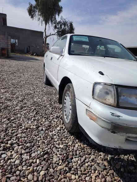 السلام عليكم توجد سياره بطه البيع ما مسجل سياره كير محرك شرط كهربايات كله شغاله الاستفسار عل رقم خاص ماكو *********** ويرهم مراوس بسياره مكصوص ونطي فرق
