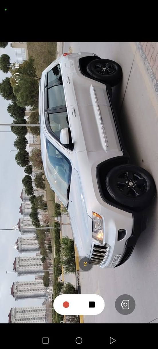 بسم الله سلام عليكم… رمضان كريم
جيب كراند شروكي خليجي دواخل عسلي 
 
مكفول من كل ظرر محرك 6. 3600مرغوب شرط 
ماشي129
 مكفول من من كلشي جديد بل جيس عل بلاد بونت رش  علمود جراد شبر بل جاملغ
-بصمه 7بصمات 
-شاشه كامره دوار
-داخل عسلي جديد  ملكي 
تحكم كشنات كاربايي
-شاشه كبيره +فول تحكم سترين
-ستيرن كهرباء 
-كراسي كهرباء +خز
-تدفئه +تبريد  قطعتين
-فور ويل دبل اكسل كل بلادي برغي مامفتح
-جنطه 
-لايت امامي  +زنون 
-بك لايت lED
- ويل كب  او تخم تاير ياباني جدد قبل اسبوع
-حساس  
المرايات جانبي ظد 
-عداد الكتروني 
-اوتو هولد 
-نضام سبورت +ايكو 
-مانع انزلاق 
-تبريد قطعتين 
-نقطه عميا
رقم سليمانيه كله جديد رقم سنويه  تحويل مباشر بسمي
السياره بدون نقص تبارك الرحمن
السعر 149فقط
عنوان السياره اربيل
*********** رجا كلشي كاتب مو شراي لتخابر احترامي لكل محترم أربيل, العراق
