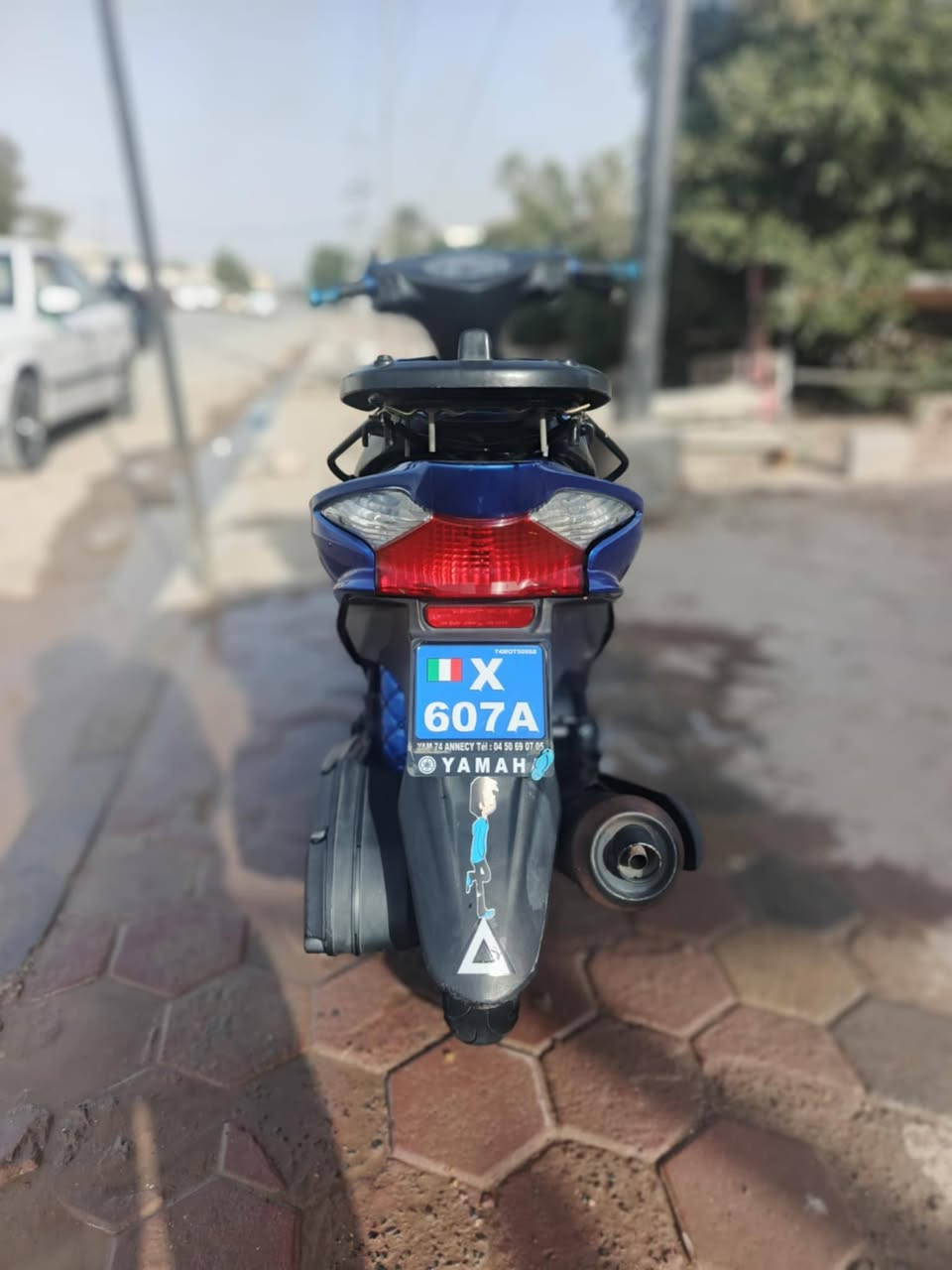 السلام عليكم ادرس حديث مفتوحة بس ولفات   دراجة كلها شغالة جديدة بعدها دراجة ناعمة شلعة ومعدل شاشة شغالة حساس ستان شغال ما بيها نقص فقط يدة مال بريك مكان كوت حي الشهداء متواجد خاص (***********)
