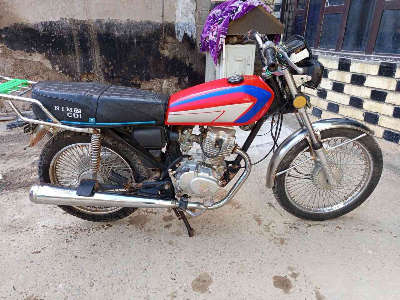 سلام عليكم درجة أربعة كير تايكر كلك نضيفه خير من الله كهربائيات شغال عورها بك لايت وشاير وصفاحيات السعر 350مكان كربلاء المقدسة سيطرة 56سيد الأوصياء متواجد فيسبوك ***********
