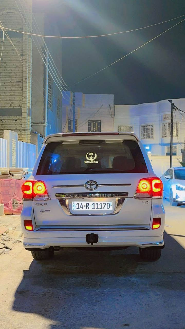 لاند كروز 2014 GXRكفاله عامه فقط بيه  بارد ماشيه 144الف سياره رقم بصره شبه مميز تحويل ثاني يوم الاستفسار:*********** البصرة, العراق
