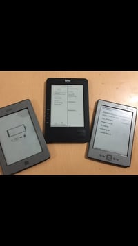 قارئ كتب الكترونية • للبيع