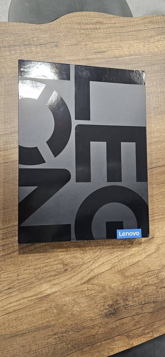 🔥 للبيع Lenovo Legion 7i Gen 7 – بحالة شبه جديدة جداً 🔥
📌 المواصفات:
💻 المعالج: Intel Core i9-12900HX (جيل 12 – فئة HX القوية)
🎮 كرت الشاشة: NVIDIA RTX 3080 Ti 16GB GDDR6
🧠 الرام: 32GB DDR5
💾 التخزين: 2TB NVMe SSD
🖥 الشاشة: 16 إنج QHD عالية الدقة
🪟 النظام: Windowsأصلي ومفعل  
🎯 الدقة: QHD (2560×1600)
⚡ التحديث: 165Hz (165 هرتز)
🎨 ألوان قوية (100% sRGB تقريباً)
✨ مناسبة جداً للألعاب السريعة مثل Warzone وFPS
📦 معلومات مهمة:
🇺🇸 مشترى من أمريكا من الموقع الرسمي للشركة
✅ استخدام قليل جداً (تقريباً صفر)
🔍 كل الفحوصات Passed (بطارية، هارد، معالج، كرت شاشة)
🧼 نظيف، ما مفتوح ولا متصلح
📎 يأتي مع كامل الملحقات الأصلية
💰 السعر: 2,500,000 دينار عراقي
🔹 (للعلم السعر الأصلي يوصل إلى 5,000,000 دينار)
📍 الموقع: أربيل
📞 رقم التواصل: ***********
🎯 مناسب للألعاب الثقيلة، المونتاج، التصميم، والرندر الاحترافي.
