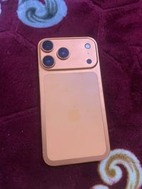 آيفون ١١ • بطارية ٩٨٪ • بلادي