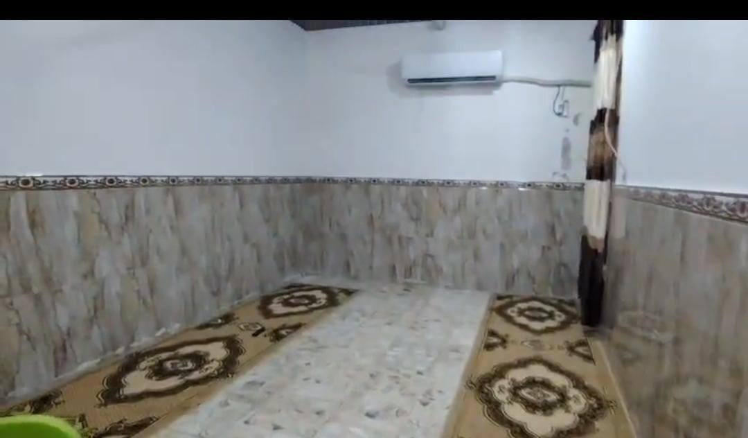 دار للايجار
. 250 متر الايجار 200
نجف شارع المطار القديم شارع مقتدى. ابو الماي يحتوي ع غرفتين وصاله وستقبال ومطبخ وصحيات وطارمه


**إذا كنت صاحب هذا الإعلان وتريد حذفه لأي سبب، رجاءا أرسل رسالة إلى الدعم الفني**