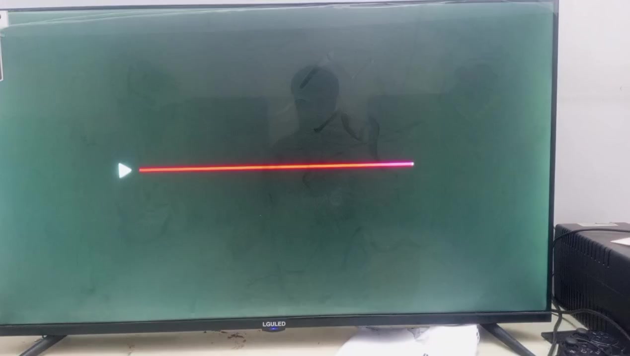 للبيع شاشه ٤٣ سمارت فول نت
النظافه ٩٩٪ ما صارلي فتره من اخذته
صوت عالي وواضح والدقه كلش حلوه 
السعر ١٨٠ 
*********** واتس اب
مكاني الشعب
