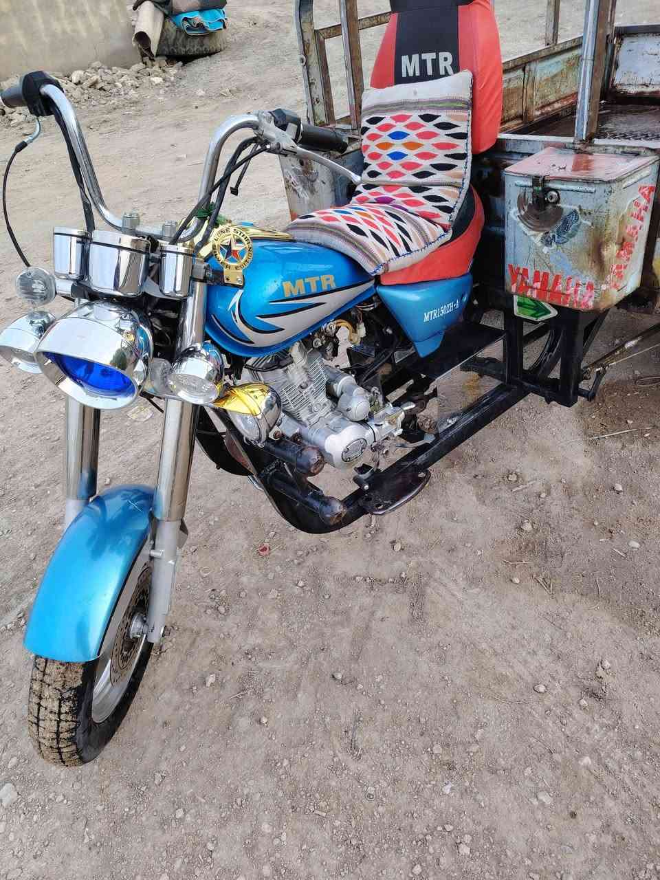 السلام عليكم ستوته للبيع موديل 2010 مقفوله  وشاصي واكسن مقفوله كفاله اوراق ولا صار تريد مراوس بس يكون اوراق لو صار تريد استفسار ***********
