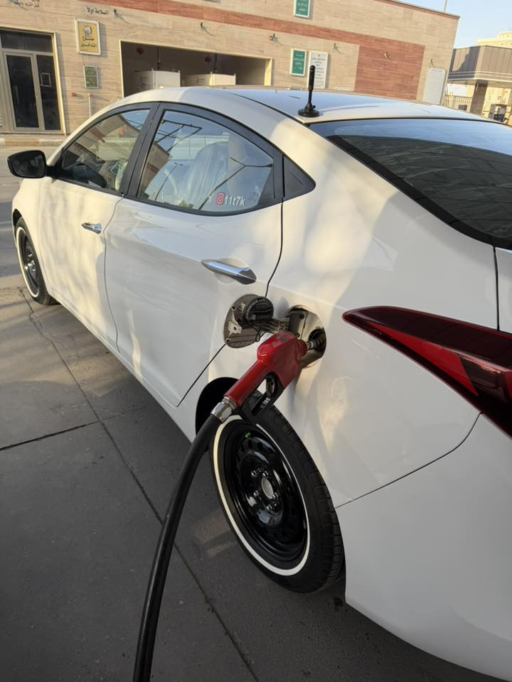 الانترا خليجي2015 فول مواصفات سياره جاهزه وحلوه تخم تاير جديد حداديه تبريد تدفئه لايتات زنون جاهزه على اخر حبايه لاضربه لاتبديل بس بيها رشت صبغ فقط والباقي كله كفاله المايشتري لايتعبني يعذر المنشور احسن والي يريده هاذ رقمي ***********
