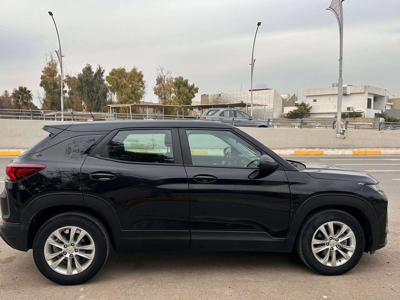 للبيع (١)
شوفرليت  تريل بلايزر. Lt
3 سلندر 
موديل ٢٠٢٣ 
عداد المسافة ٣١ الف ميل
ضرر فقط ربع بنيد صبغ
فقط اير باك ستيرن
السعر ١٣٠ 
للاستفسار الاتصال او الاستفسار على الرقم
 
***********
