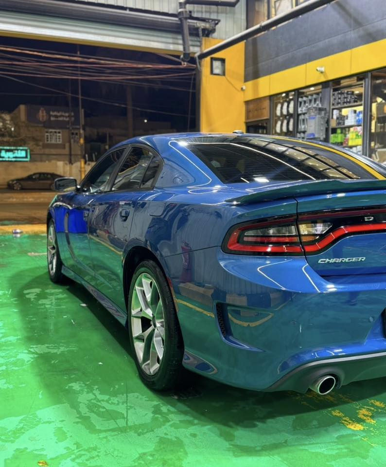 السلام عليكم 
جارجر gt للبيع 
وارد خليجي هارلم 
موديل 2021
فول مواصفات 
فتحه سقف 
داخل جلد ابيض 
تحكمات ستيرن
شفتات ستيرن
شاشه كبيره 
كاربلي
حساسات 
كامرة خلفية 
بصمة ابواب 
قطعتين تبريد
ويل رياضي
سوبر تراك باك 
ماشية 45 الف 
مكفوله السياره وجاهزة 
ماعدا ملاحضه بسيطه 
سنوية ب اسمي تحويل مباشرة
مكان السيارة بغداد الكريعات 📍
*********** واتساب
