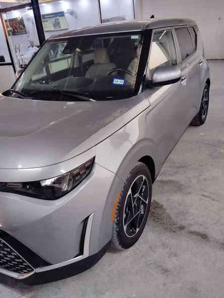 سلام عليكم صول للبيع موديل 23 فول حادثه بنيد مبدل. بارد بچاملغ الامامي  رقم الشاصي  مرفق بالمنشور  بيه ايرباك  واحد مال الدركه   غير متواجد  عالفيس فقط الاتصال عل رقم ***********
