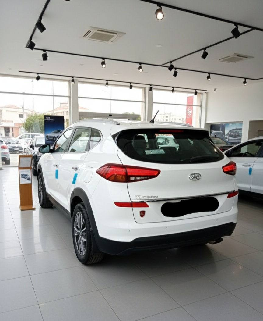 تحيه طيبه لكم
للبيع توسان 2020
حجم المكينه 2000
المسافه المقطوعه 81km
رقم بغداد الدولي الجديد
المالك انا شخصيا
المواصفات
شاشه الكبيره
حساس خلفي
مري شفط مع القفل
سايد بريك قدم
كاميرا اماميه وخلفيه
صاج
لد نهاري
نظام سبورت ويكو
خمس عدسات
 بصمه عدد2
نظام ترحيب في لابواب
اسبير ع وضع الشركه
كشنات جلد الشركه
 السياره كلها على وضع الشركه
مكان سياره بابل
***********
السعر 213
