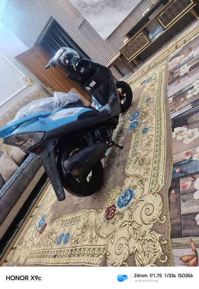 يالله السلام عليكم / دراجه  ماكس عدله امختمه من البدايه للنهايه المحرك سرعه او معدل فول الدراجه ماصارلي هواي من نزلته من الرمبه  كلشي بيه شغال + بيه دبل اشاره ويه البريك + لايت زنون     /// مكاني بابل جسر الثوره /// السعر$850 /// للاستفسار ***********  للعلم تره الدراجه كله ملحه بس اني غسلته او طكيتله
