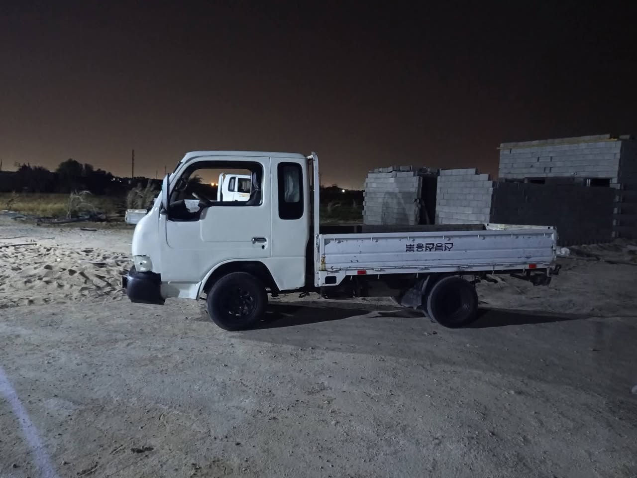 سلام عليكم كيه سامسونج مديل 2000 سنوية عاج رقم بصره مشروع وطني مكينه وكير وشاصي جدد لعنوان بصرة سياره جاهزه للعمل لشرعي ماواصله لسعر 28 للستفسار عله هذه لرقم ***********
