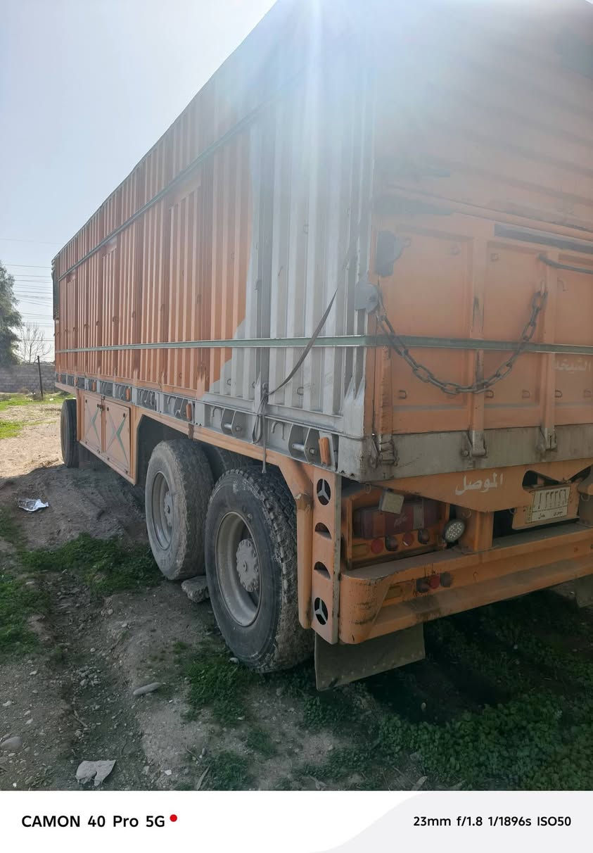 السلام عليكم اعادة النشر بسبب الوعودالكاذبه 
اكتروز سنكل خلفي دبل تاير بلادي 2548 مكينه V8 دبل سوبر قاطره ومقطوره عربانه سوريا الطول 8/60  سياره كامله على الشغل جاهزه طخم تاير رقم نينوى شرط التحويل 
السعر510$ورقه وبيها مجال 
***********واتساب 
***********
