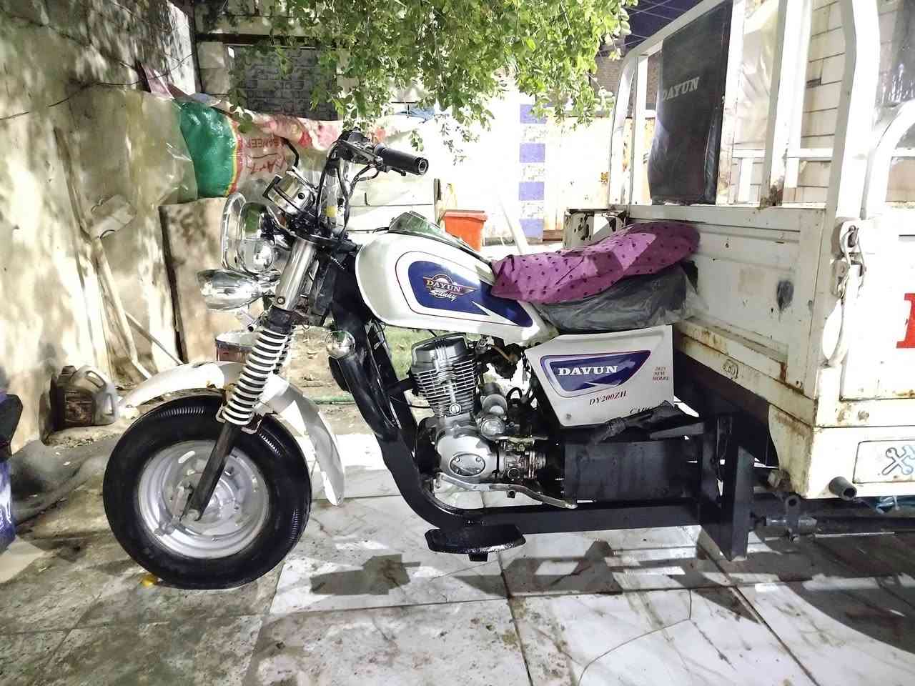 السلام عليكم ستوته للبيع مديل 19 اوراق اصولي بلاد ستوته محرك جديد كهربائيات كله  شغاله تايرات مال شركه بيه جاهزه من كلشي ترايك وين ماجان السعر خاص مكاني شطره وهذه رقمي ***********
