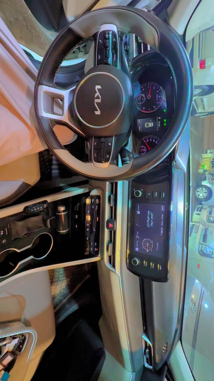 كيا K5
خليجي موديل 2023
كفاله عامة بارد قليل باب الصدر  محرك 2000 
رقم اربيل السعر 200$  *********** البصرة, العراق
