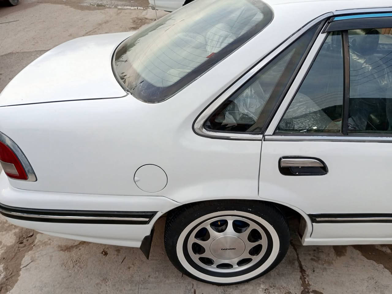 السلام عليكم دايو برنس موديل 1995 بسمي محرك كير جديد داخل صاج بطاين جدد كهربائيات شغاله مابيها اي نقص مصبوغه للجماليه فقط مابيها اي ضربه او تبديل
جام سنترللك شغال تخم تاير باتري جديد صدر امامي خلفي جديد
السعر 42 وبيها مجال
العنوان بغداد 
***********
