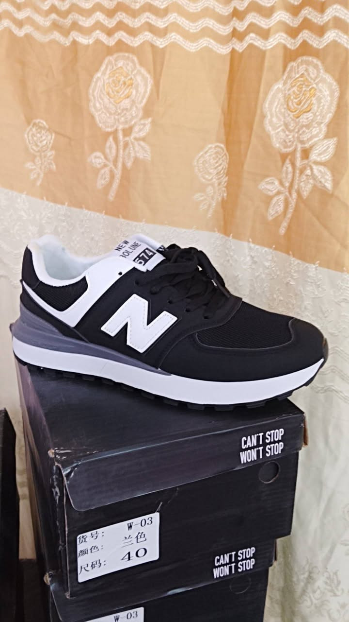 شباب وصلتنا وجبه جديده القياسات من38 ال 44 سعر القطعه 10,000 الف رقمي***********
