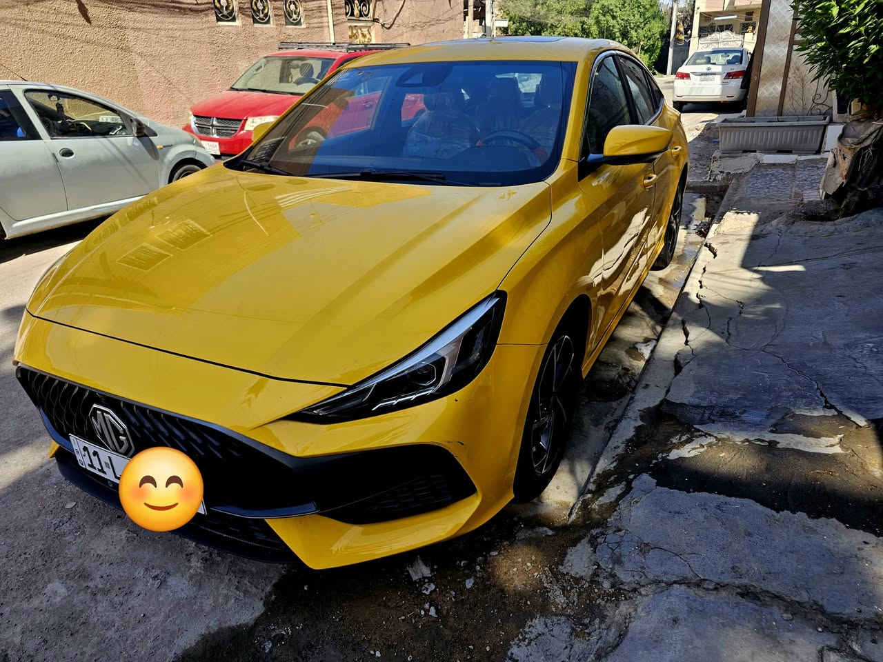السلام عليكم 
سيارة  للبيع 
ماشيه 133،000km
MG GT 2023 1.5 تيربوا
لون اصفر رقم بغداد خصوصي مقاعد جلد احمر اسود ابيض تبريد حار بارد كير DCTدبل كليتش ابل كار بلي واندرويد اوتو
اشاير بلمري مراية شفط وباقي تفاصيل من تشوفها 

للبيع ب 16 مليون وبيها مجال
تواصل واتساب رقم 
***********
