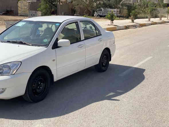 السلام عليكم لانسر 2011 رقم بغداد كير محرك صدر تخم تاير جديد  السياره جاهزه سنويه 30 تبريد تدفئه شغال  السونار مرفق بلمنشور السعر 86 وبيه مجال قليل الرقم ***********
