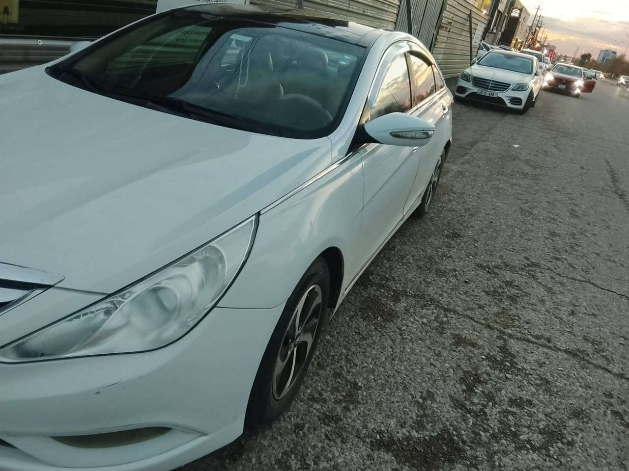 سوناتا موديل ٢٠١١ خليجي فول مواصفات بانوراما تحكم سترين جهتين مرايه شفط واشاير بيه محرك ٢٤٠٠ اربعه سلندر كشن كهربائي حساس خلفي قطعتين تبريد و٣قطع صبغ بدون دواخل رقم اربيل العنوان اربيل ***********
