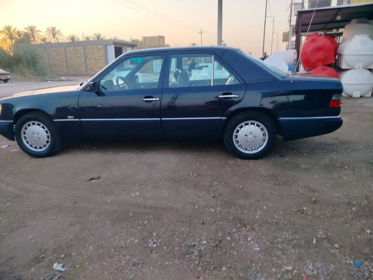 مرسدس دب بلادي بسمي رقم بغداد نكليزي كير ومحرك خير من الله مصبوغه صبغ عام السياره جاهزه تبريد ثلج صراف بانزين حلوه لايت زنزن باتري جديد تخم تاير تحويل شوكت مايعجبك حداديه زينه مكاني كربلاء السعر 65وبيه مجال /***********
