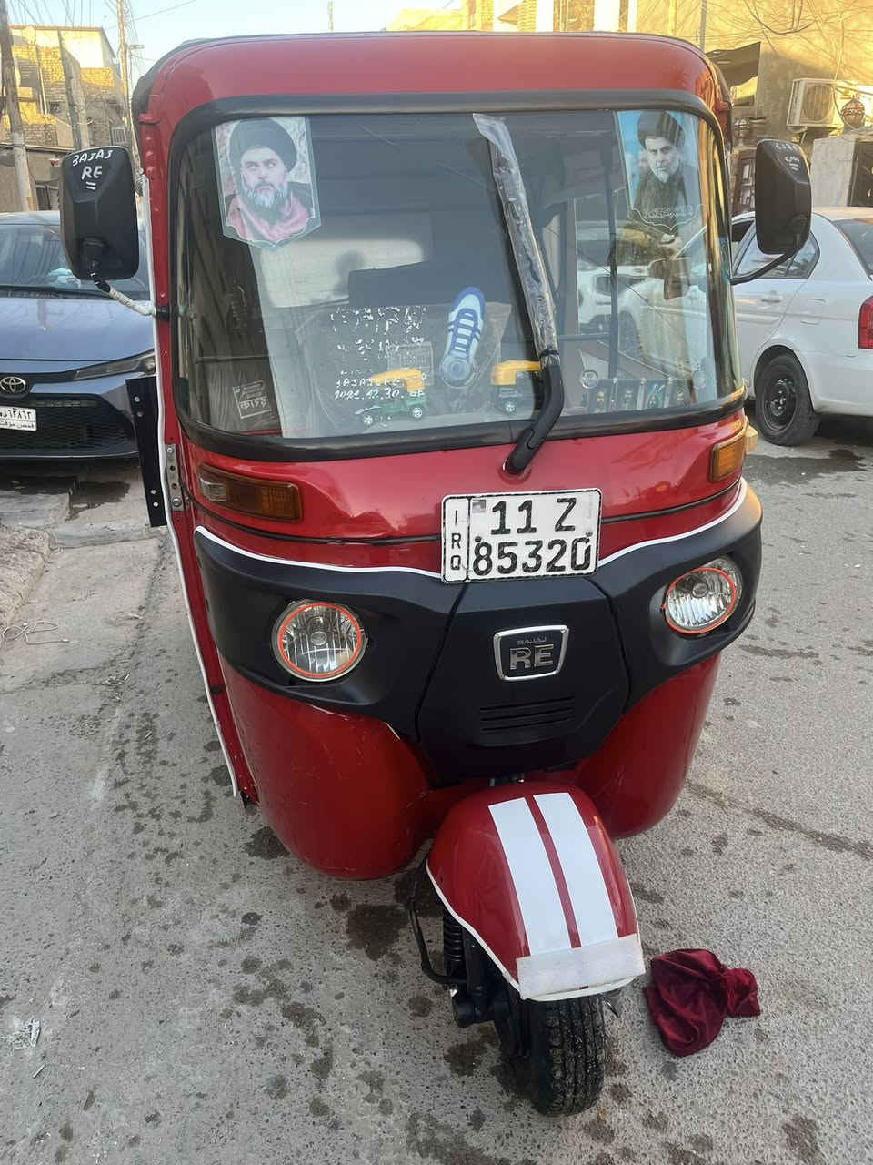 اسلام عليكم تكتك للبيع موديل 21 بيها بارد بصف الايت الامامي مكان البياع السعر 7و750 وبيها مجال رقم انكليزي هاتف ***********
