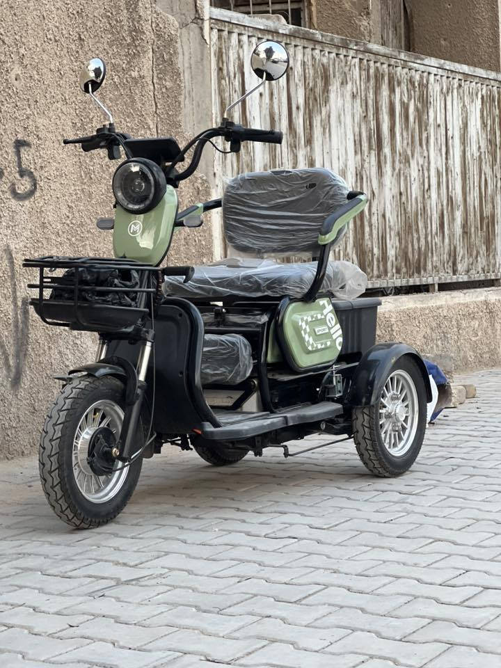 سلام عليكم شباب دراجه ثلاث عجلات اللبيع دراجه زيرو زيرو بعدها استخدامها 10يوم فقط وصل شراء موجود دراجه بعدها زيرو كل غراضها كامله وجاهزه تجي وتفحص وشوف بعينك كل عيب ونقص مابيها. مواصفاتها تخبل 

الموديل 2026
بطاريات دبل  
النوع 3عجلات 
السرع 1.2.3
المقاعد 3 ووصير ثنين وصير نفر واحد 
تشغيل عن بعد 
جهاز انذار السرقه 
تشغيل عن طريق الكارت 
بصمات سويجات كارتات كلها كامله 
بريكات 3 بل رجل وثنين بل أيد 
كرسي متحرك 
سله خلفيه وسله اماميه 
اشاير رباعيه
تايرات جوبلس 
بريكاتها بل مكان 
دراجه مشحونه مرتين  فقط 

اي استفسار اتصال 

*********** 

العنوان بغداد
