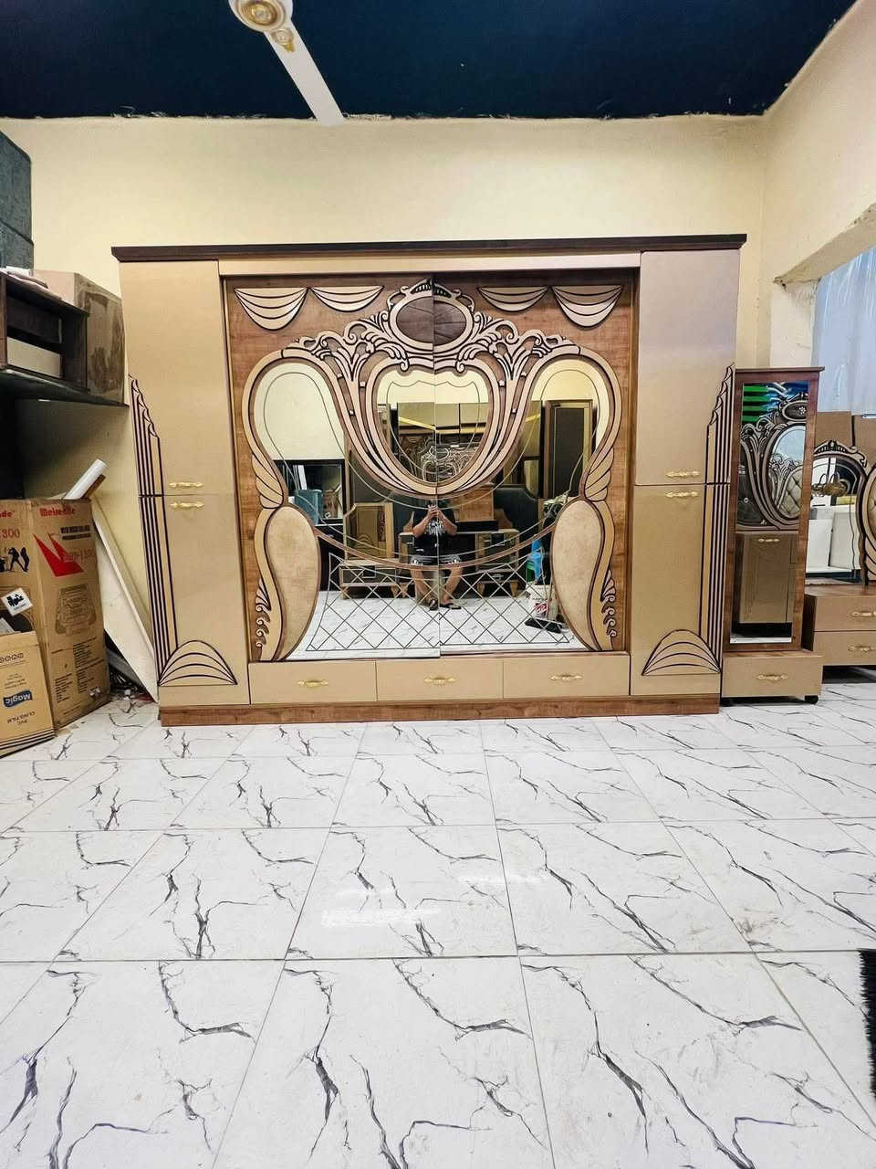 غرفة نوم تركي مستخدم 🎀
نضافة 80بل💯
عدد القطع / 8
نضام / سلايت + ابواب🍂✨
قماش وتر بروف🍂
سعر / 650 🤍✨
شد ونقل داخل بغداد مجاني🛻
يوجود توصيل محافضات 
تصعيد حسب النتفاق


**إذا كنت صاحب هذا الإعلان وتريد حذفه لأي سبب، رجاءا أرسل رسالة إلى الدعم الفني**