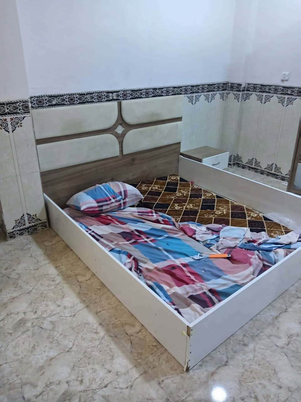 غرفه للبيع سعره ٢٥٠ قفل مفتوحه تنشد عادي مابيها ضررر


**إذا كنت صاحب هذا الإعلان وتريد حذفه لأي سبب، رجاءا أرسل رسالة إلى الدعم الفني**