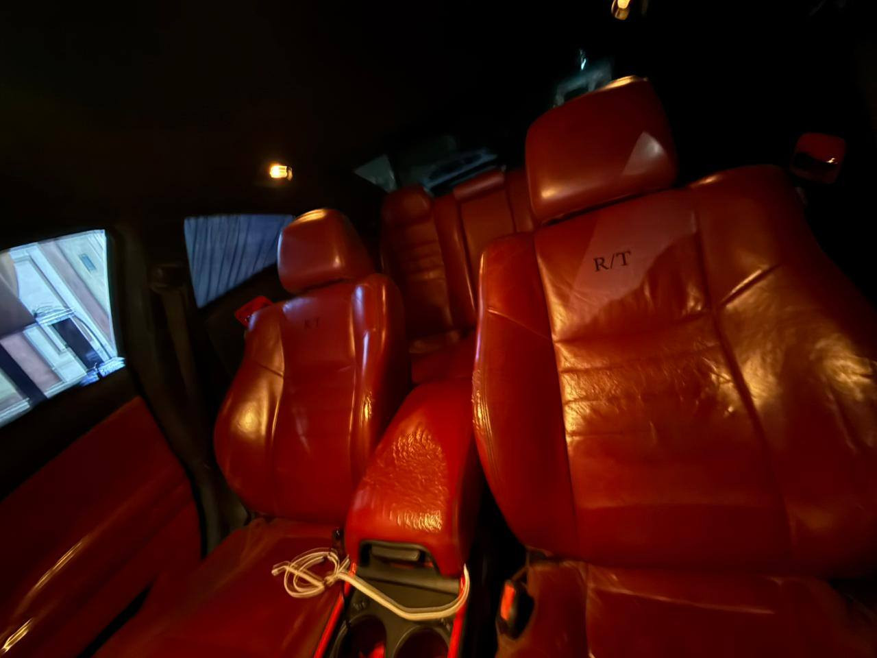 سلام عليكم چارجر موديل 2013السيارة RT8Vالسياره عليه تزويد دركة اربي ام تصميم + اكسل قفل افجوج برمبو وكالة + فلنجات SRTبلكات ريسنك + شوتة استيل هدرز + هدرز صالنصات السياره متعوب عليه اهويه حادث امريكه جاملغ خلفي فقط السياره مصبوغه حزام من غير ضربه قويه فقط رش رقم بغداد بسمي تحويل ثاني يوم باقي التفاصيل ***********
