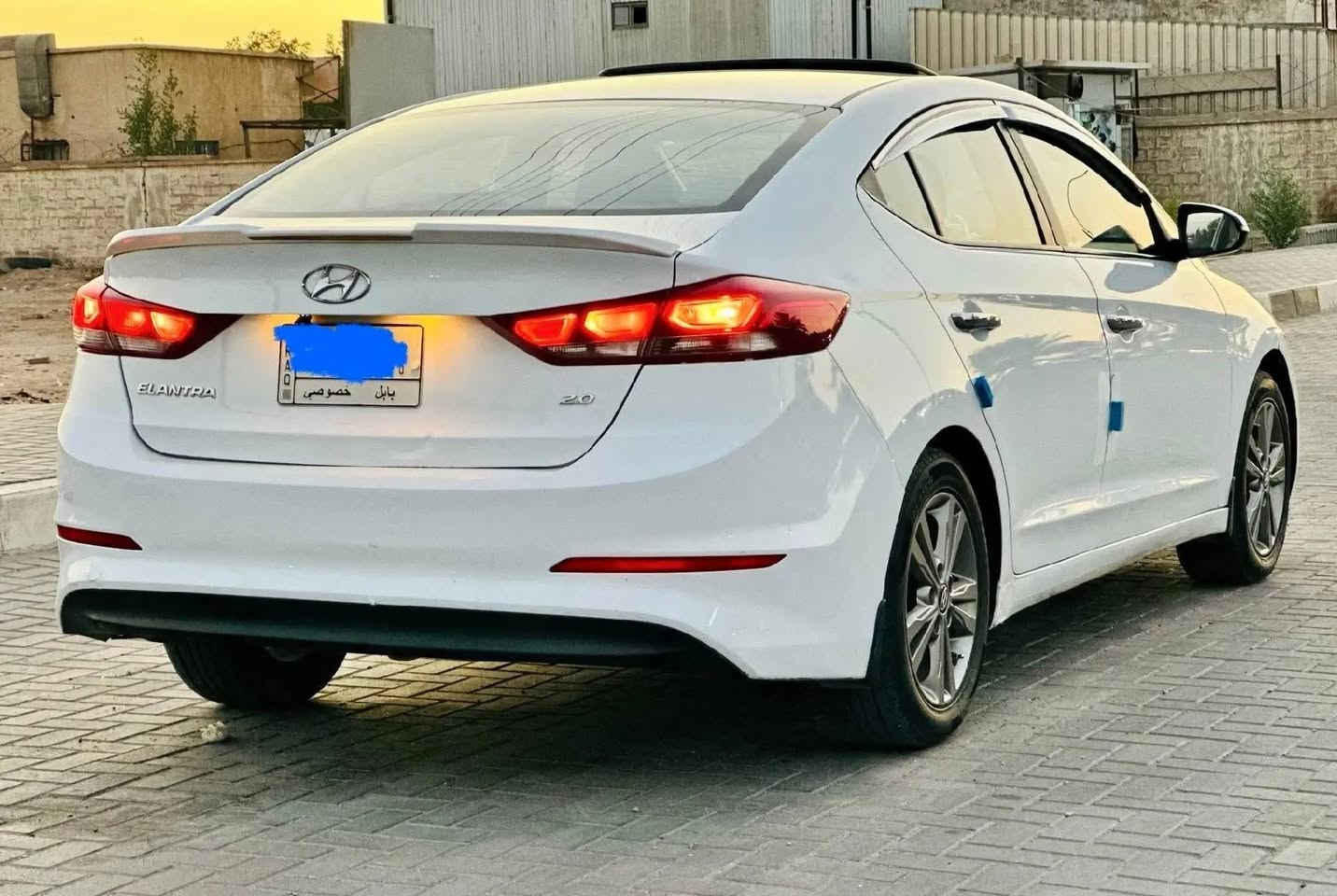 سلام عليكم هونداي النترة موديل» 2017 خليجي
السيارة كفاله عامه موصفات فول تفاصيل على رقم سعر مناسب ***********
