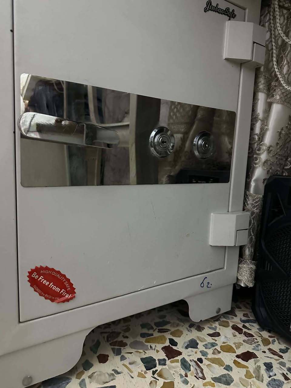 قاصه حجم كبير للبيع اللاستفسار خاص


**إذا كنت صاحب هذا الإعلان وتريد حذفه لأي سبب، رجاءا أرسل رسالة إلى الدعم الفني**