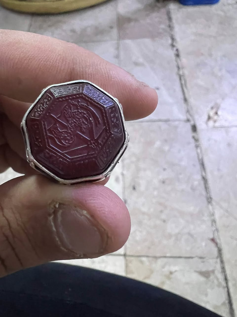 �✨ محبس عقيق يماني أصلي
شغل مرتب بنقش مميز ويا فضة عراقية ثقيلة 925


**إذا كنت صاحب هذا الإعلان وتريد حذفه لأي سبب، رجاءا أرسل رسالة إلى الدعم الفني**