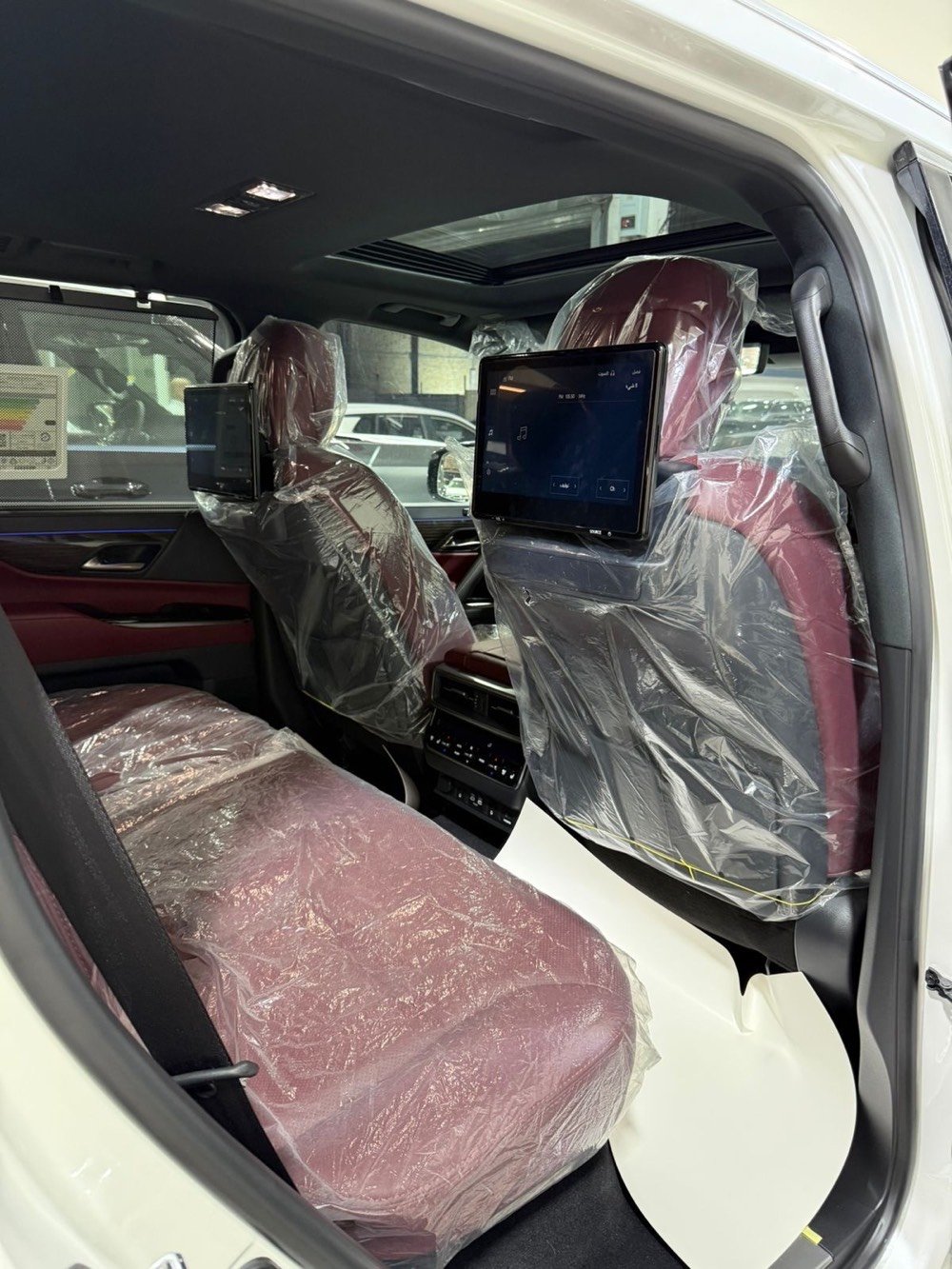 * شركة ذرى الخليج بغداد النهضة الشارع الثاني 
* ⁠سعد العبيدي (***********)
* لكزز LX 600 بلاتينيوم بانزين 2025 بغداد 
* ⁠العداد (1460 كم) بحالة الزيرو 
* السعر (210 مليون) رقم بغداد 
* ⁠سعد العبيدي (***********)
* ⁠الفئة: LX600 توين تيربو 
* ⁠الكراسي الامامية مساج (تدليك)
* عرض على الزجاج (داتا شو)
* ⁠رفع السيارة (جكات) شاحن وايرليس 
* ⁠السيارة تشغيل عن بعد ستائر ابواب 
* ⁠فتح الصندوق الخلفي اوتو 
* ⁠ويل كب قياس (22 انج) 
* ستيرن كهرباء ابواب شفط شفتات ستيرن
* ⁠ماوس تحكم وضعيات القيادة 
* 5 كامرات محيطية (360 درجة)
* ⁠داخل جلد احمر 
* السيارة (7 - راكب)
* ⁠رادار امامي - رادار خلفي 
* ⁠رادار جانبي (نقطة عمياء) 
* ⁠تحديد مسار قيادة ذاتية 
* ⁠لايت اوتو بصمة تشغيل بصمات ابواب 
* ⁠شاشة امامية كبيرة شاشة تحكمات 
* ⁠شاشات خلفية عدد (2) 
* ⁠فتحة سقف (سلايت) هاندبريك بصمة 
* ⁠الجنطة الخلفية كهربائية اوتو هولد 
* ⁠حافظة نضارات + كارت 
* ⁠كرسي السايق ميموري (ذاكرة)
* ⁠الكراسي الامامية كهرباء 
* ⁠كراسي الامامية تبريد وتدفئة 
* ⁠الكراسي الخلفية تبريد تدفئة 
* ⁠كراسي 7 راكب كهرباء
* ⁠ثلاجة وسطية جنطة كهرباء 
* ⁠تبريد شاشة تحكم ستيرن ترايش نفخ بالابواب 
* حساس امامي خلفي لايت ثلاث عدسات 
* ⁠مري طي كهرباء دوسات نيكل 
* ⁠قبضات ابواب نيكب ترايش ابواب نيكل 
* السعر  (210 مليون) رقم بغداد 
* العنوان :- بغداد النهضة الشآرع الثآني  شركة ذرى الخليج سعد العبيدي 
* ⁠للاستفسار هـ(***********)